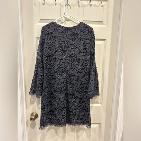 Dress the Population Paige Bell Sleeve Dress Navy Metallic Floral Lace Large - Picture 5 of 14